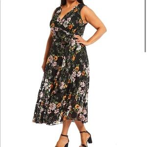 NWT alex marie Plus Size Lori Floral V-Neck Romantic Wrap Midi Dress 16w